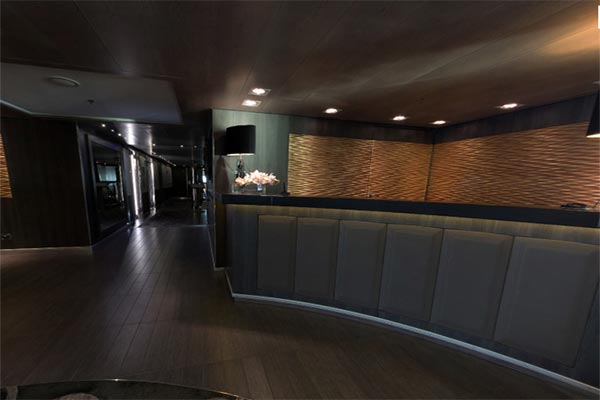 L'Austral Gallery Image
